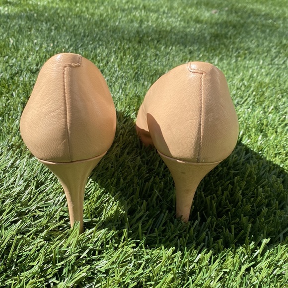 Nine West tan leather platform pumps - Picture 5 of 5